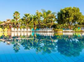 Glamping Frejus，阿爾讓河畔羅科布呂訥的飯店