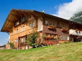 Apartment Bauernhaus Uf dr Flue by Interhome