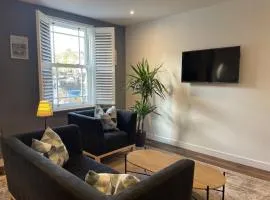Light-filled Eco-home with Patio