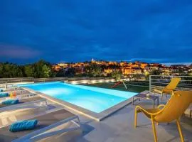 Villa Consido, a 3-Bedroom Retreat with sea views