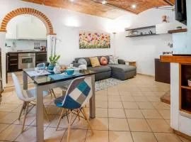 Amazing Apartment In Bettolle With Wifi