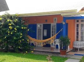 Casa a 50m praia da Pinheira configuravel de 1 ate 8 pessoas