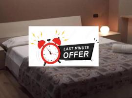 ded 2 ONLY SLEEP bagno privato, hotel a Parma