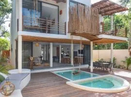 Twin Villas 8BR, Concierge, Gated ,Jacuzzi, Paddle court