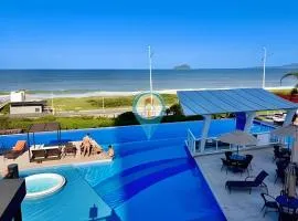 Pé na Areia Vista Mar Beto Carrero e Férias