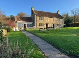 Ford Village Bed & Breakfast