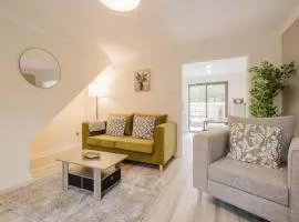 Modern and Stylish Home away from Home