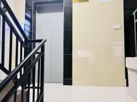 C1 Studio apartment