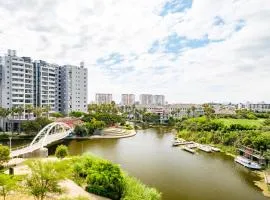 Belina - Waters Edge Premier