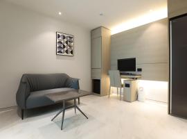 Hound Hotel Asan Terminal, hotel a Asan
