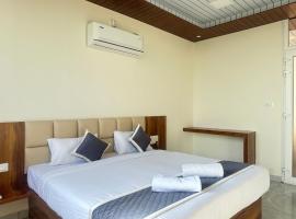 SS Luxury Comforts - Twin Sharing, hotel in Chikmagalūr