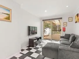 Prez Cote La Plaz - Pet Friendly -1 Min Walk to Beach
