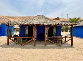Bungalows frente al mar en playa Wakama