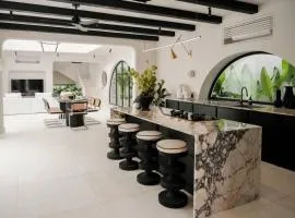 Villa Capri at Isola villas