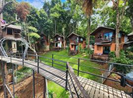 บ้านต้นไม้แม่กำปอง Baan TONMAI MAEKAMPONG, hotel en Chiang Mai