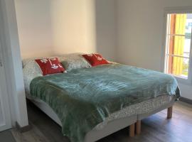 Chambre 2 piscine, hotel v destinaci Gignac