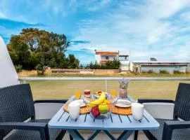 Sea Front Studio In Ixia