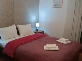 Spiri's House-Deluxe Apartment in Kalabaka-Meteora