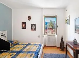 Room in the Country House
