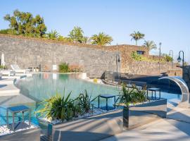 Royal Marina Suites Boutique Hotel - Adults Only، فندق في بويرتو كاليرو