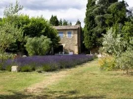 provencal farm house with heated pool located to salon de provence, 12 people