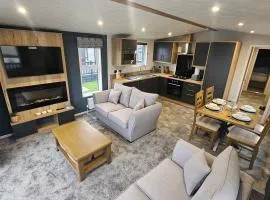 Hot Tub Lodge Cornwall