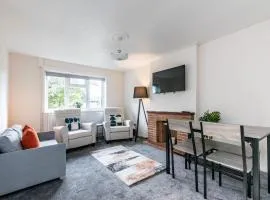2-Bedroom Bungalow in Beeston, Great Location