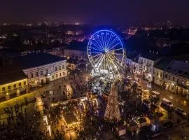 Hotels-Widok Rynek - Centrum &Parking -fak VAT