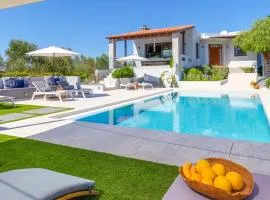 Villa Ampelaki - Premium Villa with heated pool