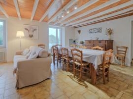Gite Le Moutat-L'Etable, hotel v destinaci Allemans