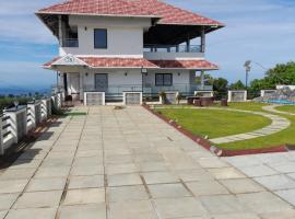 Plachoos Gardens - A luxury serviced villa in Kuttikkanam, Peermede, aparthotel en Pīrmed