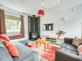 Luxury Cottage in New Forest Perfect for Family and Friends