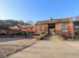 Fairoaks Barns