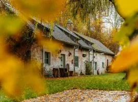 La Petite Fort 17th Cent Cottage Near Durbuy