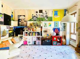 Artistic 2-bedroom condo, condominio en Mil&aacute;n