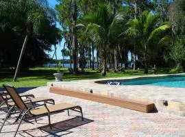 The Little Retreat, Solo, Couples & Small Families