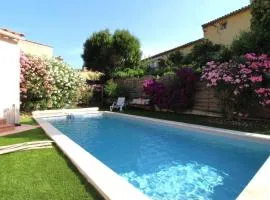 VILLA VIEUX MOULIN Villa avec piscine pour 7 personnes avec piscine à Hyères