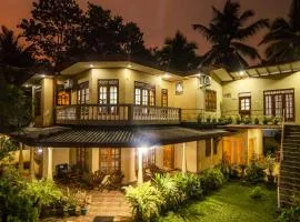 Wildlife Safari House