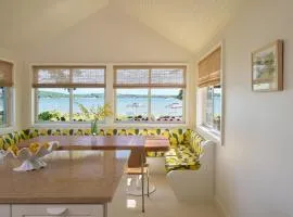 Silver Sands Motel & Beach Bungalows