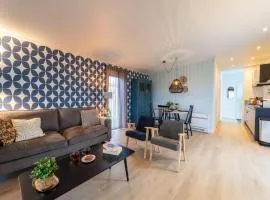 Holiday home in 't Groene Hart on the water