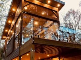 Muskoka Charm Beautiful four bedroom cottage, acomoda&ccedil;&atilde;o em Gravenhurst