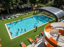 Camping La Baule, hotel v destinaci La Baule