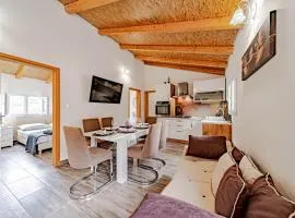 Eco Friendly Cottage Maja - Happy Rentals