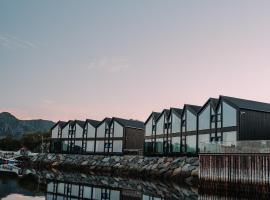 Ringstad Resort, hotel near Stokmarknes Airport, Skagen - SKN, Bø