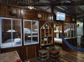 Cabaña Estuario Capurganá, casa rústica em Capurganá