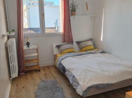 charmant appartement neuf et cosy, hotel in Bondy