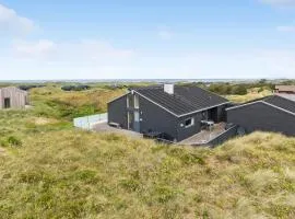 Awesome Home In Løkken With Kitchen