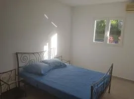 Ti kabann face au coteau