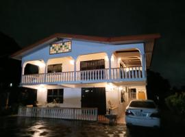 3 bedroom Executive Suite, hotel in Suva