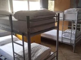 Hoja Hostel Qeparo